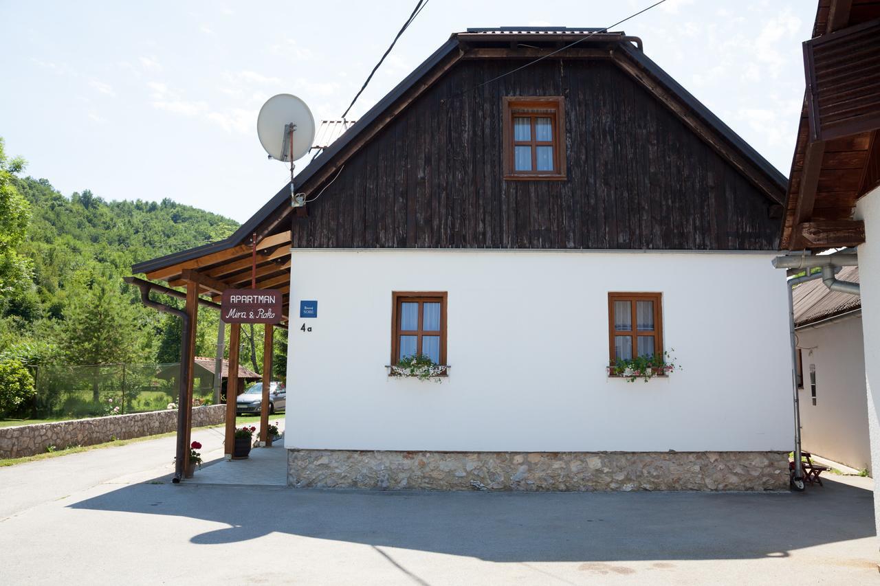 Apartment Mira Korana Екстериор снимка